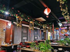 大堂-·缸桶屋·韩式牛肋条自助烤肉(西湖D11店)