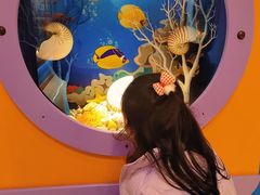 -多彩贵州城极地海洋世界