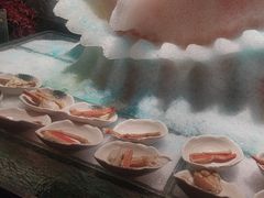 -雍容荟帝王蟹活龙虾展台自助(IFS黑金店)