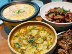 -有红鸡毛店·川菜(建设路店)