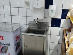 -大润发(梅兰东路店)