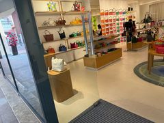 -Longchamp(佛罗伦萨小镇奥特莱斯店)
