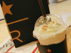 -星巴克臻选(北京银泰店)