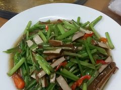 -老虎土菜馆·农家土菜