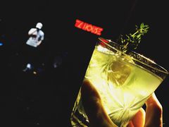 -TZ House音乐现场(来福士中心店)