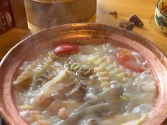 -阿婆情腊排骨火锅(金虹路店)