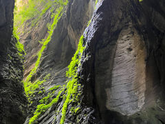 -龙水峡地缝景区