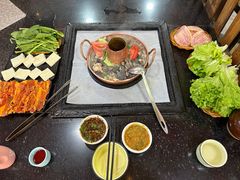 -香香腊排骨.野生菌火塘总店(束河店)