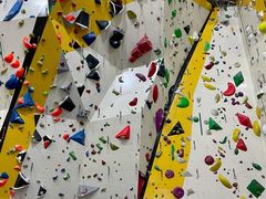 -问山MountQuest攀岩馆