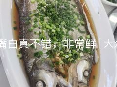 -丹水桥地锅鱼·翘嘴鲌·地方特色全鱼宴(丹江口大坝店)