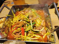 -川堂风·跷脚牛肉·乐山爆炒(宝山日月光店)