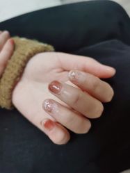 -董小姐日式美甲美睫·皮肤管理
