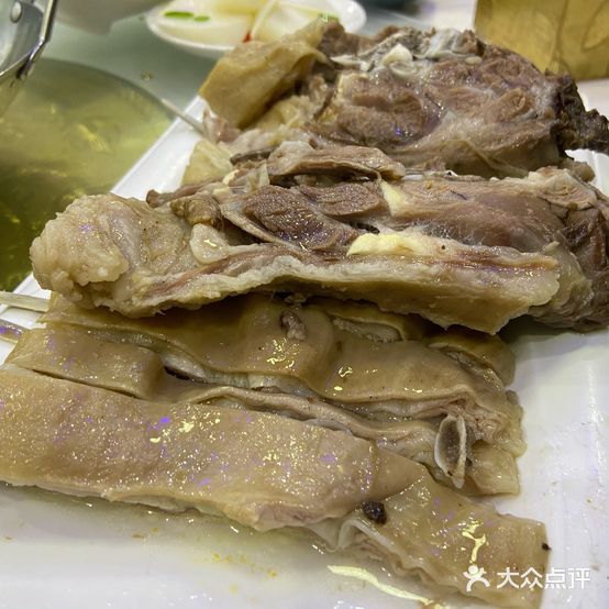 伊华龙东乡手抓餐厅