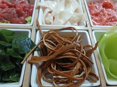 -晓宇重庆火锅(赛格国际购物中心店)