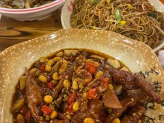 -冶建镜子·老南昌大排档·江西虾王(总店)