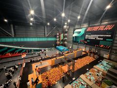 -极限PLAY运动娱乐新世界·团建派对表演休闲馆·室内高空游乐园
