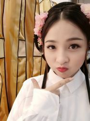 -盘子女人坊古装写真摄影(厦门总店)