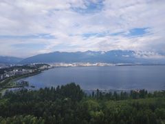 -大理洱海龙湾假日酒店