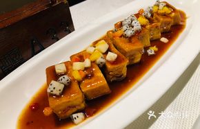 Thai-Style Pineapple Fruit Tofu