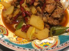 新疆沙湾大盘鸡-巴依老爷新疆美食(清华东门店)