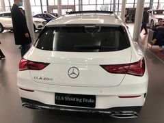 -杭州中升之星奔驰4S店(滨江店)