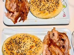 -聚首堂·特色小吃·肘子·炙子烤肉烤串(什刹海德胜门店)