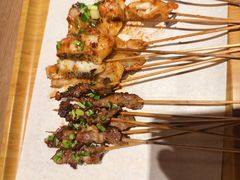 -街角等你.大连海鲜烧烤.经典铁板海鲜串(西安路店)