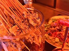 -何师烧烤Pro ·江湖川菜·小龙虾·精酿(太古里旗舰店)