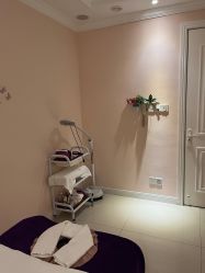 -蕾蕾美颜美容美体