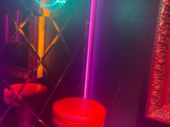 -温莎KTV(珠江路店)