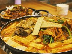 -喇喇排骨火锅·传统韩式脊骨汤(望京西园总店)