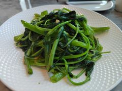 -不仔客海鲜·烧烤·270度海景餐厅(大东海店)