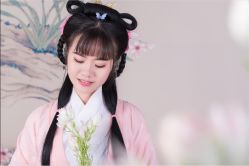 -盘子女人坊古装写真摄影(厦门总店)