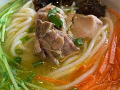 土鸡汤捞米线-云海肴云南菜(花园城店)