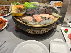-山焱·炭火自助烤肉(周浦万达店)