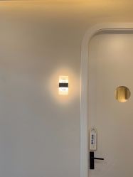 -颜加一•趣爱眼·科技美容养生