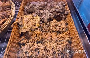 Slightly Spicy Duck Intestine