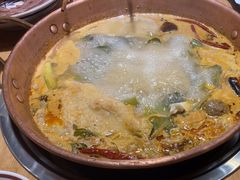 -洱火云南酸菜牛肉火锅(石景山当代商城店)