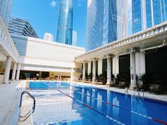 -富力丽思卡尔顿酒店健身中心