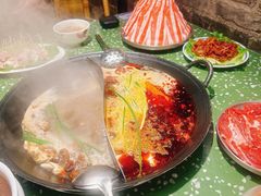 -五里关火锅(上海鑫耀·光环Live店)