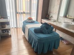 -珠海棕泉酒店(拱北口岸高铁站店)