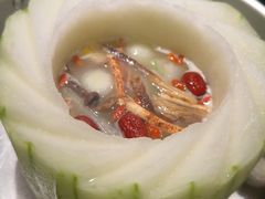 -得意咚瓜·顺德鱼生·冬瓜火锅(深圳首店)