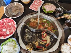 -重庆风光老灶火锅城(同德广场店)