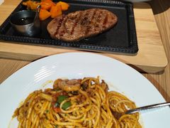 -必胜客(WOW贺州灵峰店)