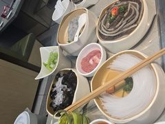 -海底捞火锅(高新活力城Villgae店)