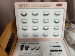 -涂tu指甲日式美甲美睫店