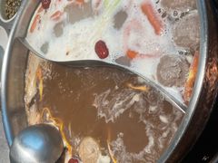 -菌自在·云南野生菌火锅(长安万达店)