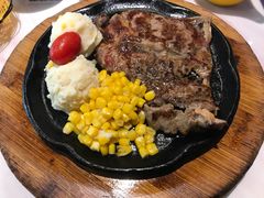-豪客来牛排(中央花苑店)