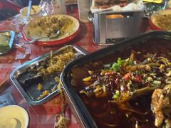 -顶峰夜宴·龙虾烧烤大排档(九江学院店)