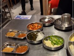 -哈哈碳都·牛肋条无限自助烤肉(台江万达店)